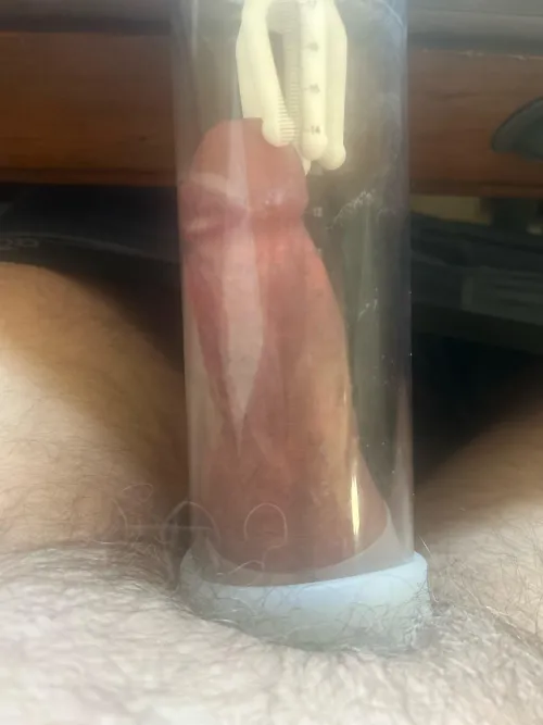 Having a fun pump. Chat? by Not2srius