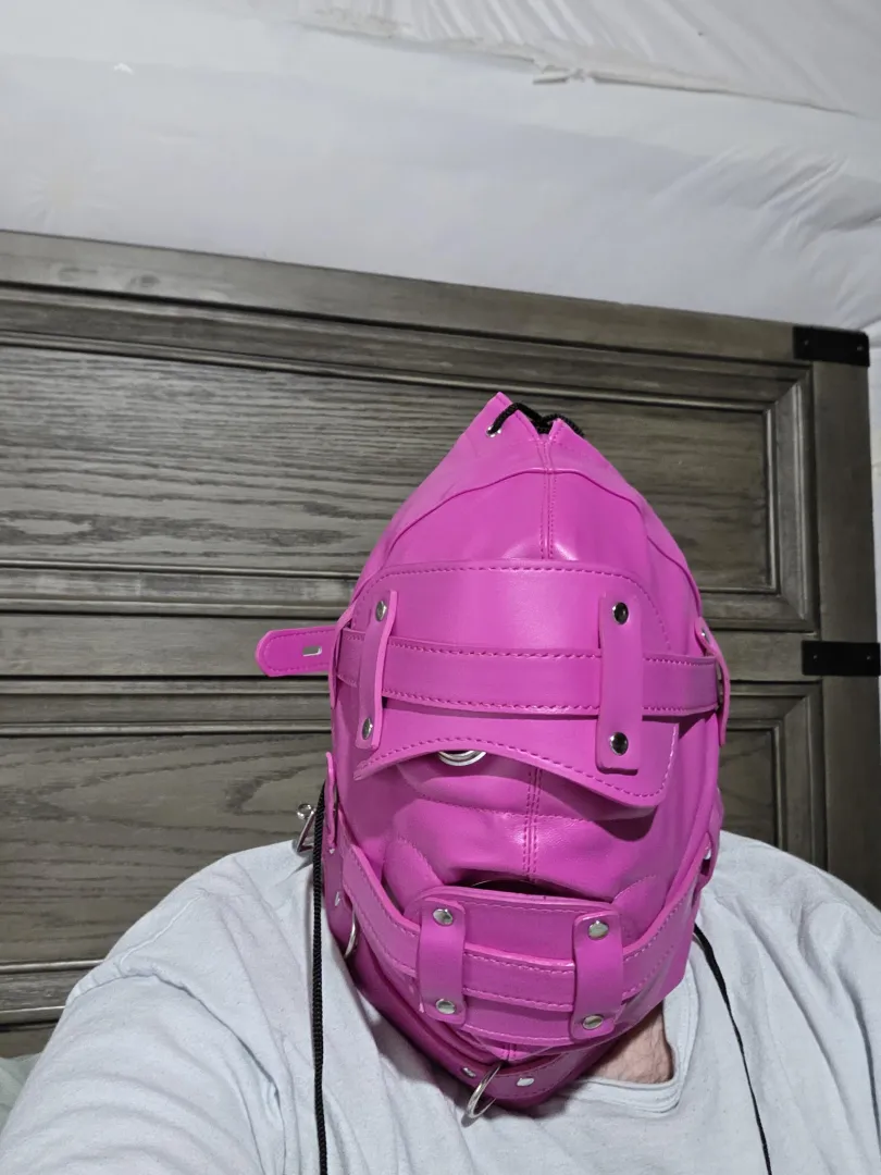 Having some fun when horny posted by allknottedupco719