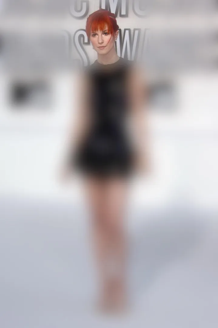 Hayley Williams looking majestic  posted by Minimum_Comedian5656