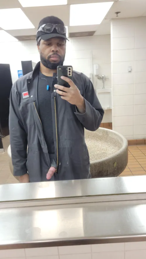 He needed a breather from those stuffy coveralls (34 IL) by NeopolitanDownUnder