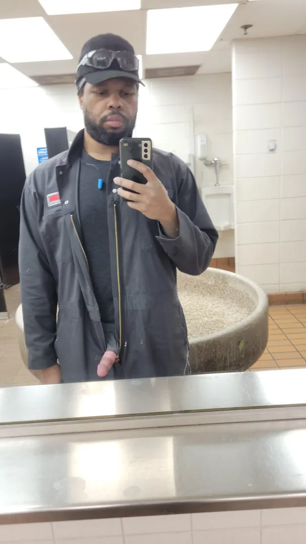 He needed a breather from those stuffy coveralls (34 IL) posted by NeopolitanDownUnder