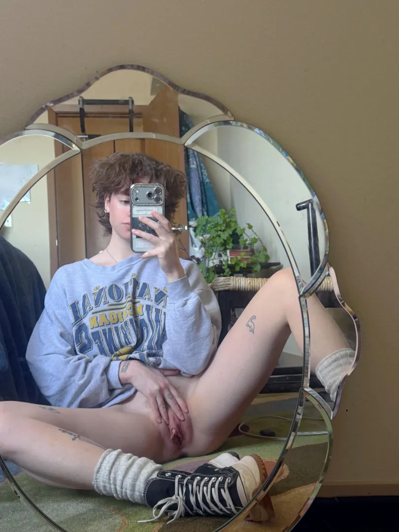 He wanted to say hi posted by _trans_twink