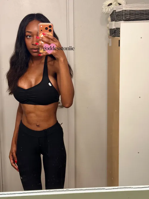 Headed to gym by GoddessToniie