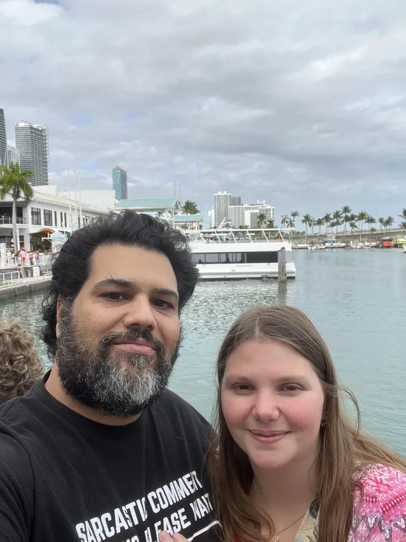 Heading out tomorrow morning!! Always down to hang out and make new friends! Will probably be there by 8am, come say hi! 26f 43m posted by btsarmy5