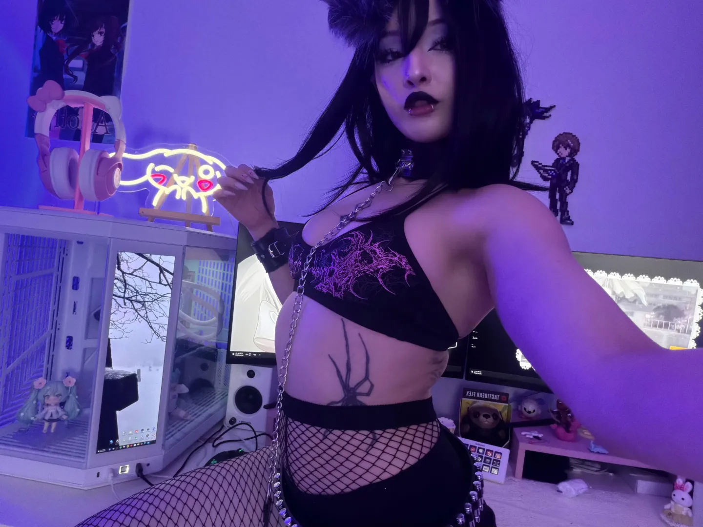 Heard daddy's looking for a new pet… your tiny kitten is right here posted by SugarFrequency