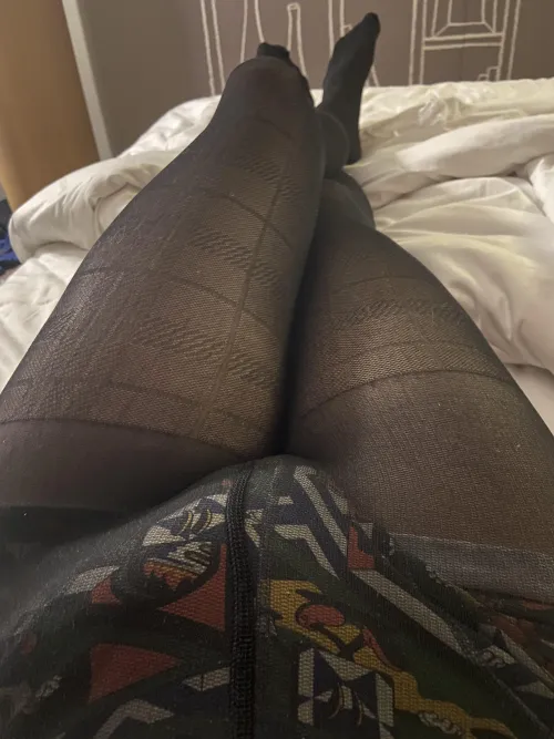 Heb een panty gekocht in me solo reis naar Londen by Responsible_Oil_9454