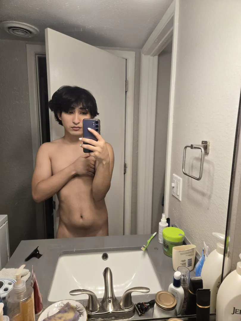 Hello beautiful people posted by LGLoyal283