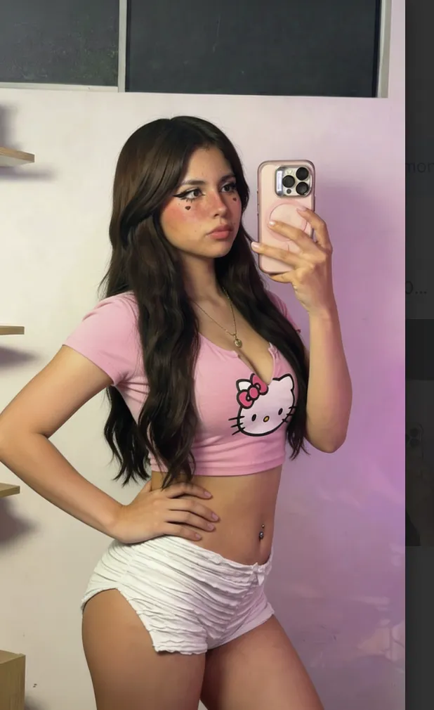 Hello Kitty by Alexa posted by PeachySparkleDreams