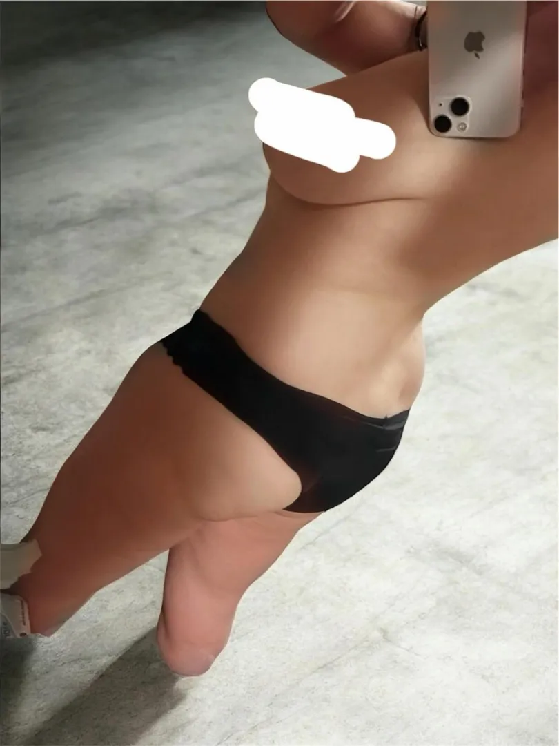 Hello looking for special kind of content find my link on my profile posted by Beanbeef321