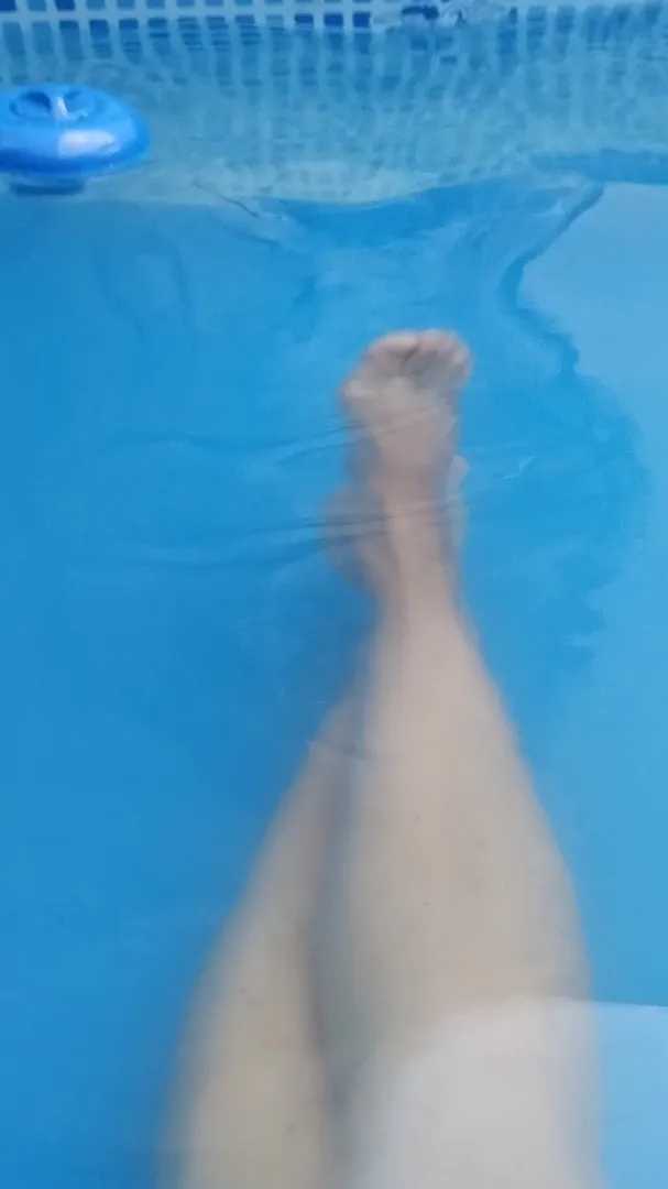 Hello sweethearts posted by Lolal-8550