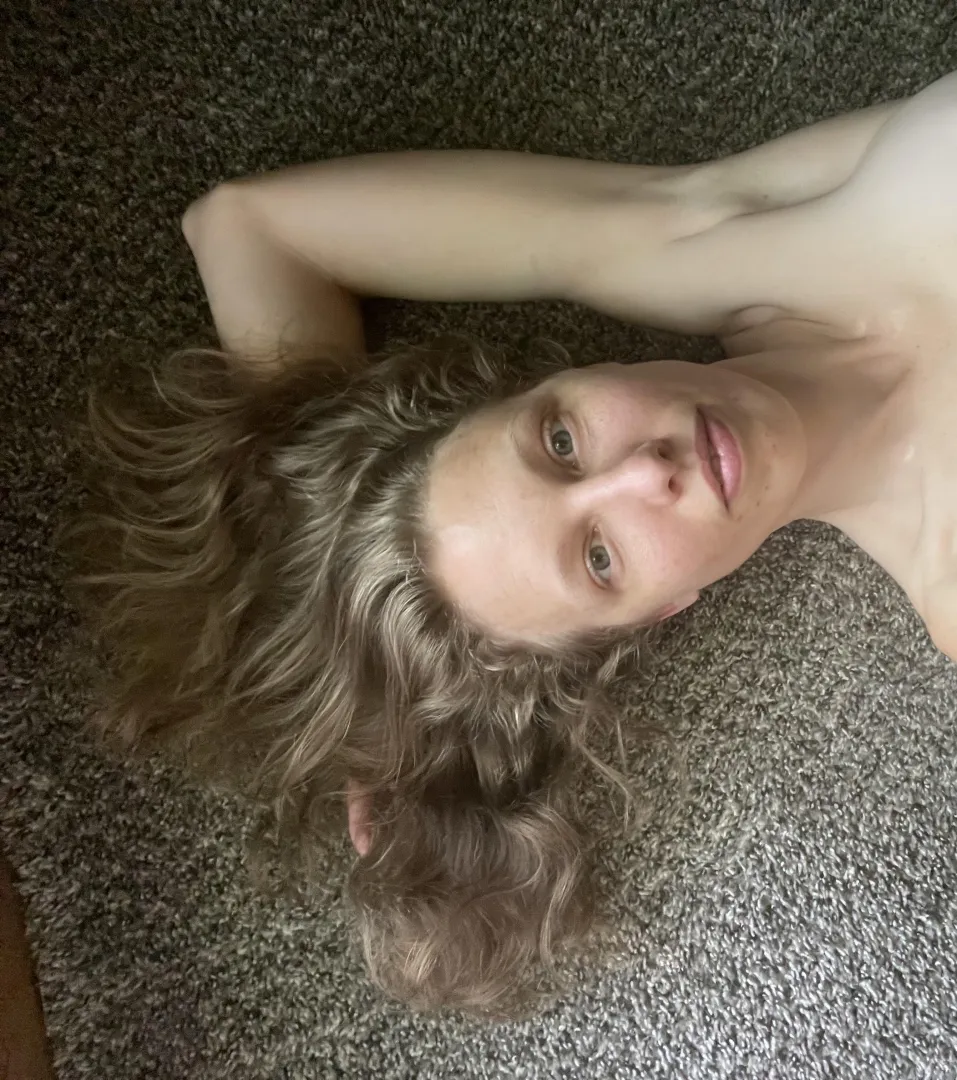 Hello there, gorgeous posted by vesperedge