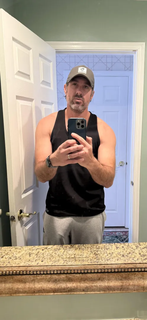 Hello posted by SilentCaramel5013