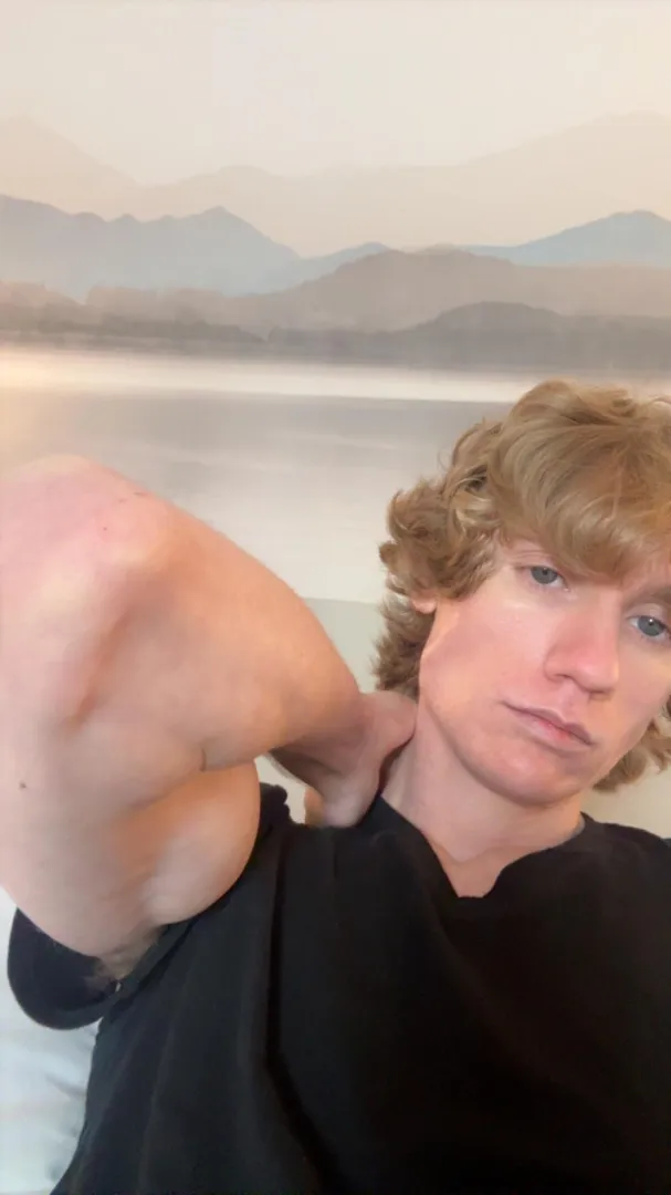 Here to show you your place as a 19yr god  posted by Vapszs