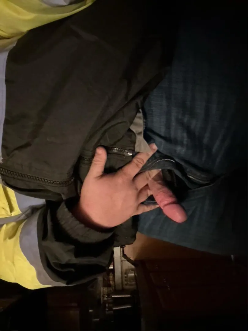 Here’s another shot from tonight, enjoy ;) posted by DullProgrammer9184