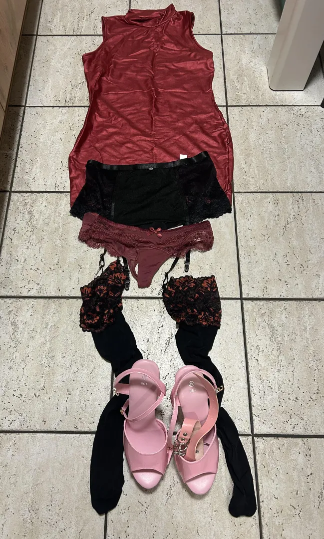 Heute Abend mit dem Outfit zum Date posted by Material_Week6636