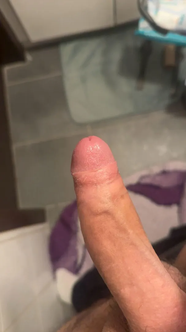 Hey 18 top Snap Valentino3838 posted by Embarrassed_Law_4665