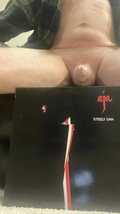 Hey 19 we can’t dance together….(mlgw) by [deleted]