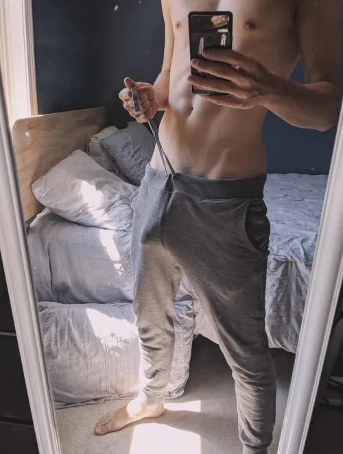 Hey 44M Asian hit me up and check out my profile looking for consistent FWB by XO_Killa762