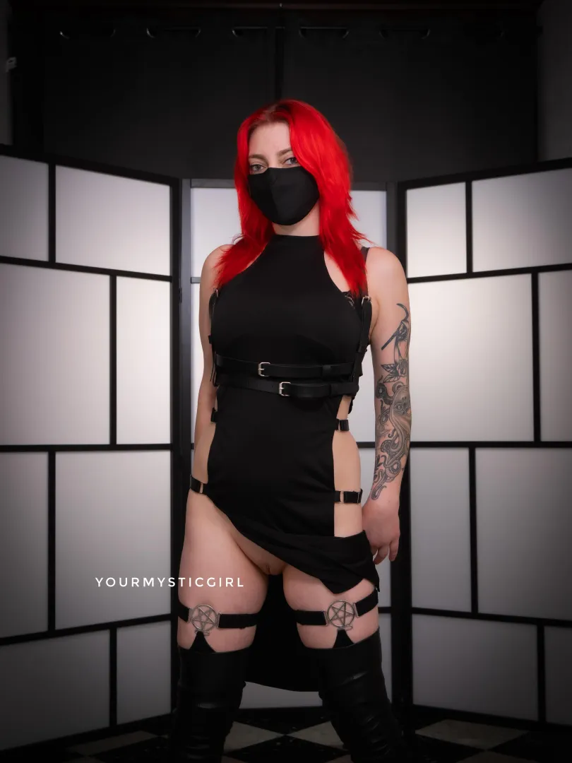 Hey posted by yourmysticgirl_