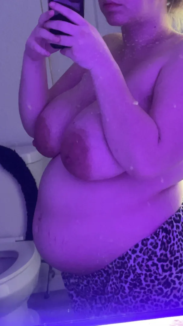 Hey babe I verify babe dm for menu posted by Equal_Counter5165