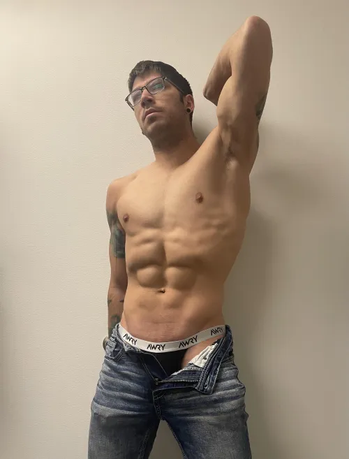 Hey, I’m Jett by Jett_Daniels