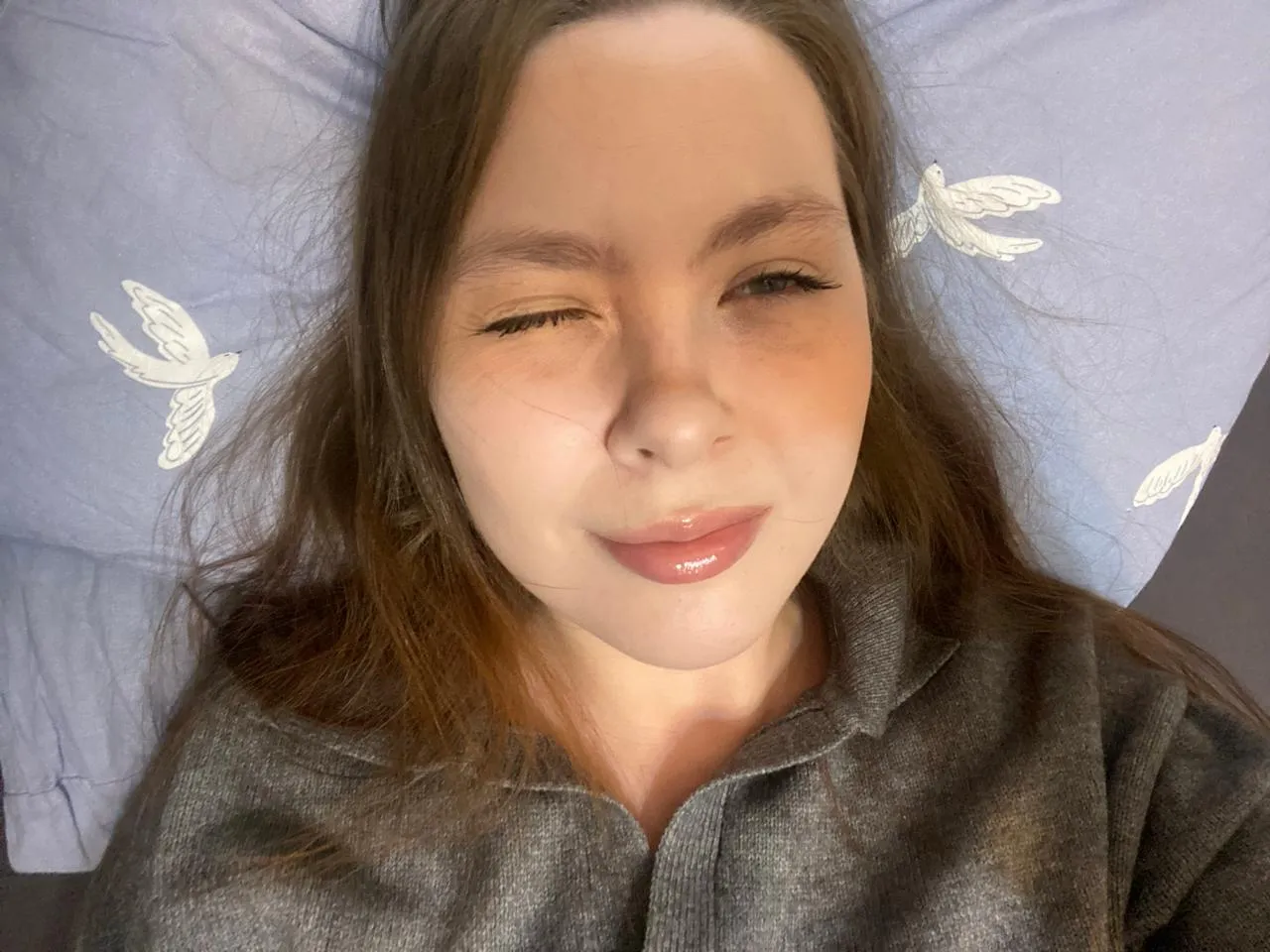 Hey, I'm new here, be nice posted by mirelira