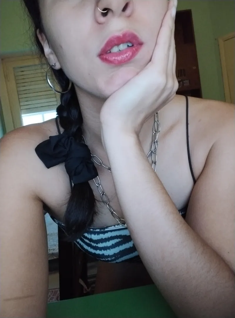 Hey! i'm ready to give Kisses posted by brinksophie