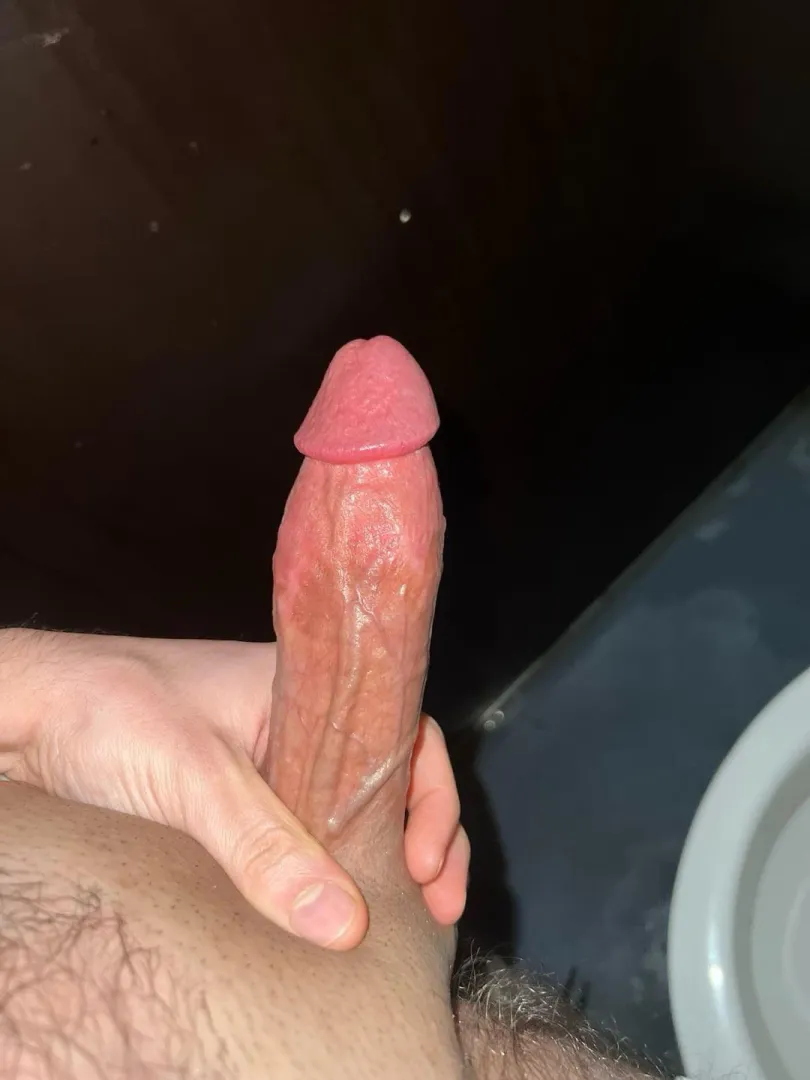 Hey is there anyone in Valenciennes? posted by iloveallsexulletyyyy