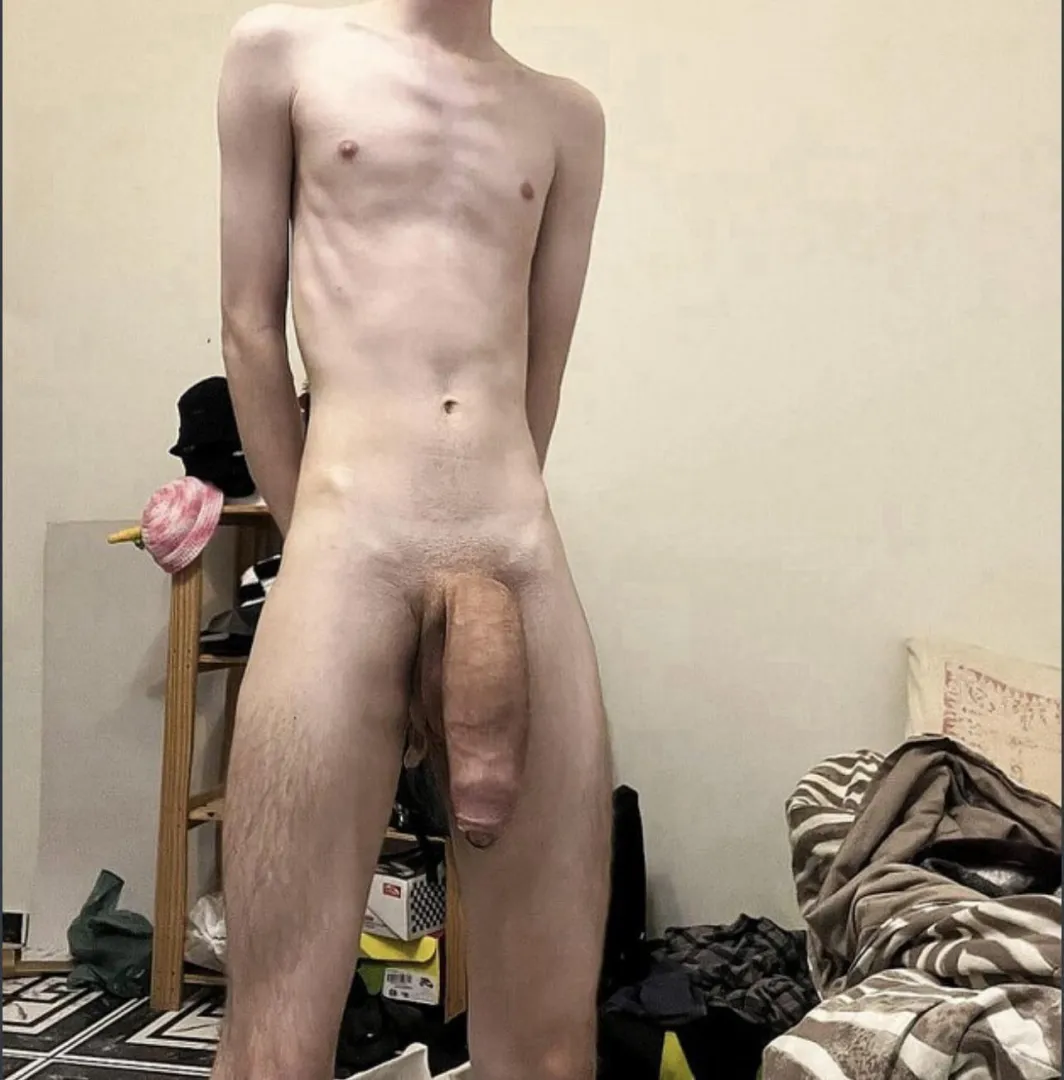 Hey l am 22 years old straight posted by Appropriate-Ant-8111