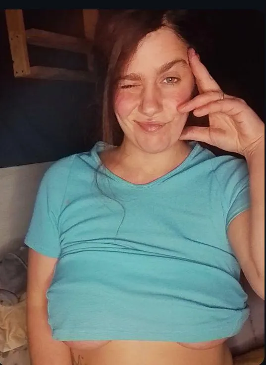 Hey , ti piace l'azzurro ? posted by GinnyClaire1996