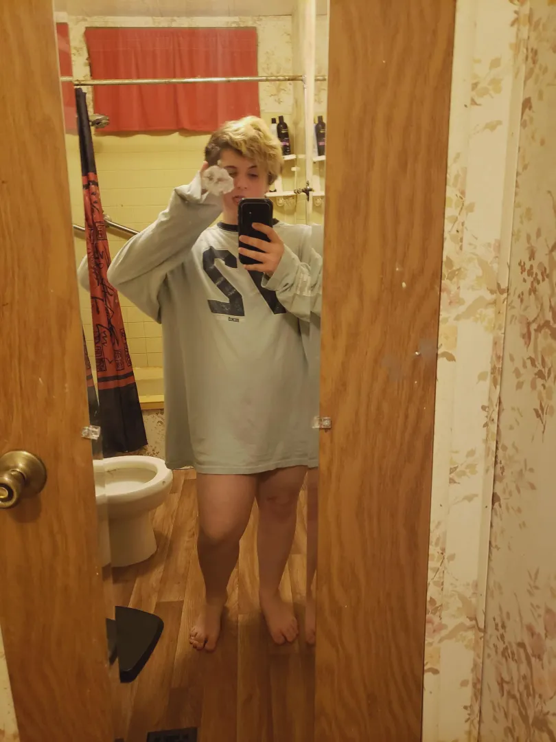 Hey yall just your everyday southern femboy here hehe posted by [deleted]