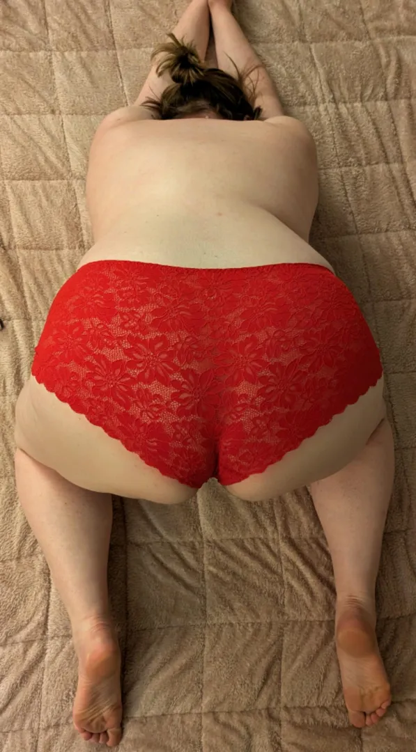 Hey you! Yeah you! Ignore the football and come buy my undies! (UK) posted by lula38gg