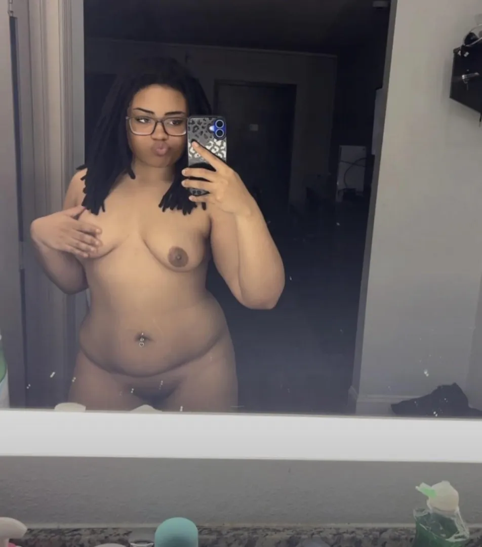 Hi baby DM for FT posted by idkraii03