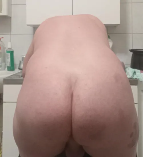 Hi fuck me  by Original-Chance8910