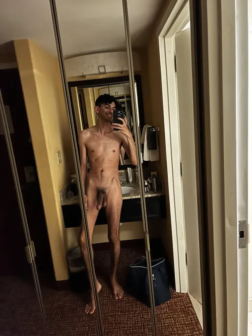 Hi :) by toxicgaybaby