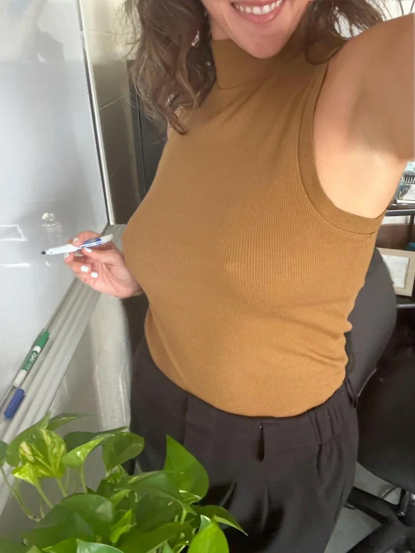 Hi, I'm the Head Teacher at this school... (f45) posted by NastySpice1227