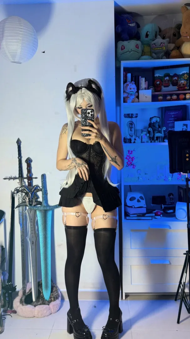 Hi, Im your pet. Tell me how to please you and Ill obey every word. posted by SugarFrequency