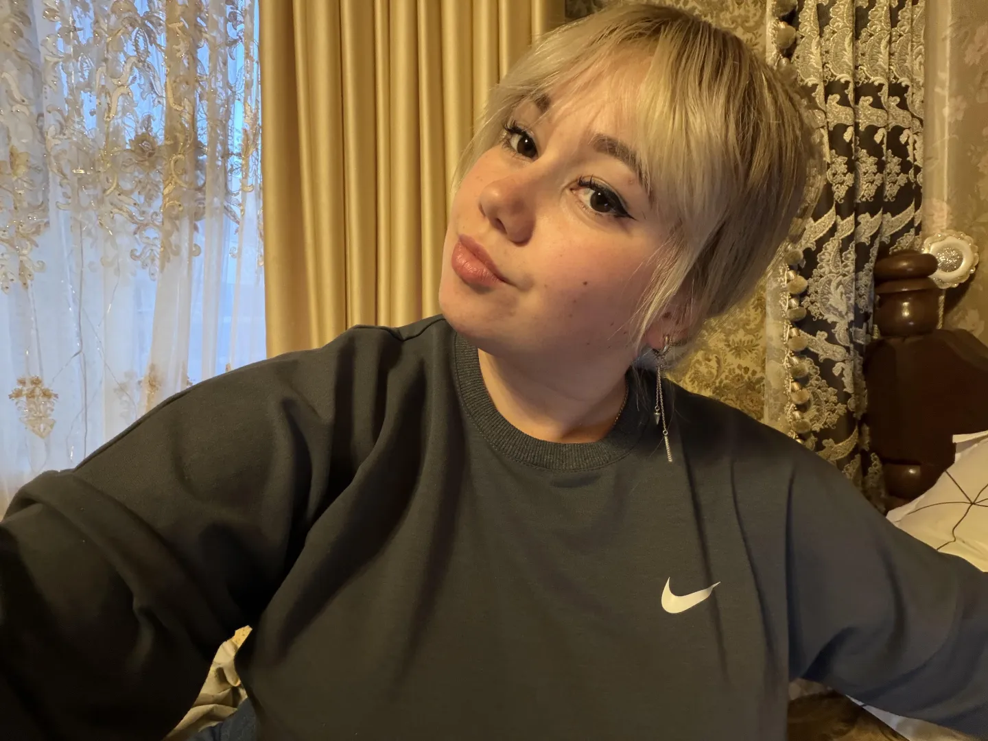 hi my Redditors posted by cutepurrsxoxo