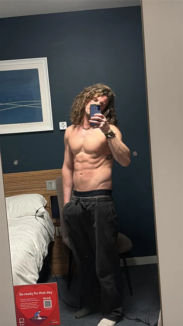 Hi x posted by itsTrel