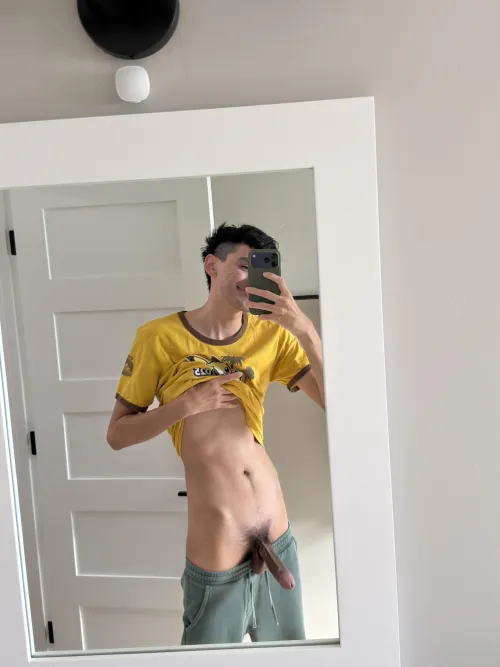 Hi :) by toxicgaybaby