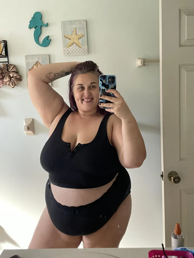 Hi  posted by titzntequila