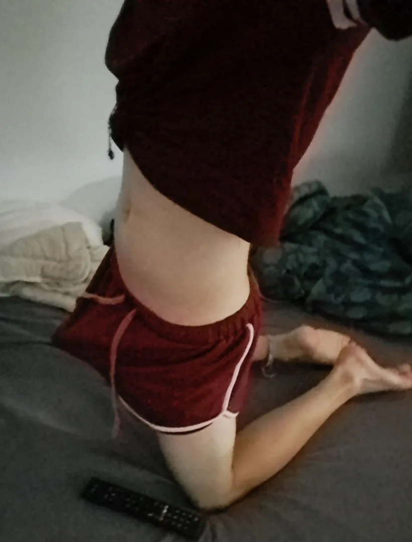 Hiii  ich poste wieder... nur ein bisschen aufgedreht. posted by Sleepy-Femboy69