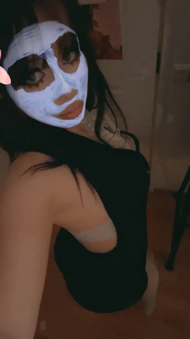 Hit it from the back, ill pretend not to notice posted by Viviennexxspage