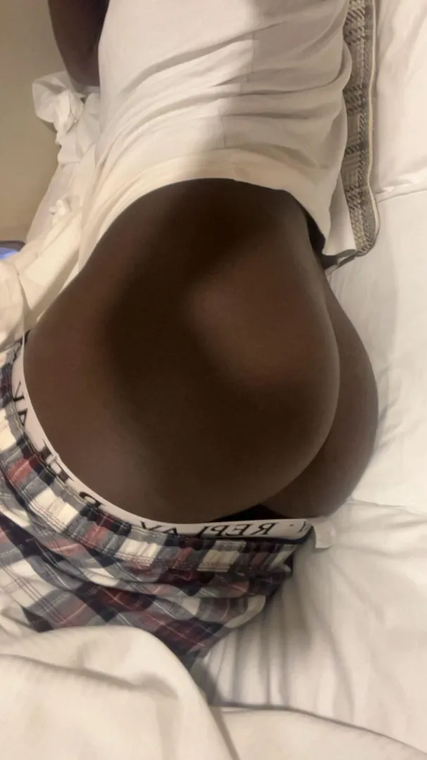 Hit me up posted by Life_Patience1493