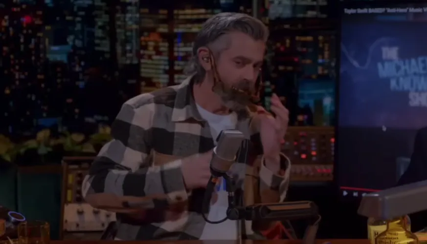 HIYA HEDZ by FoolsOnDeck