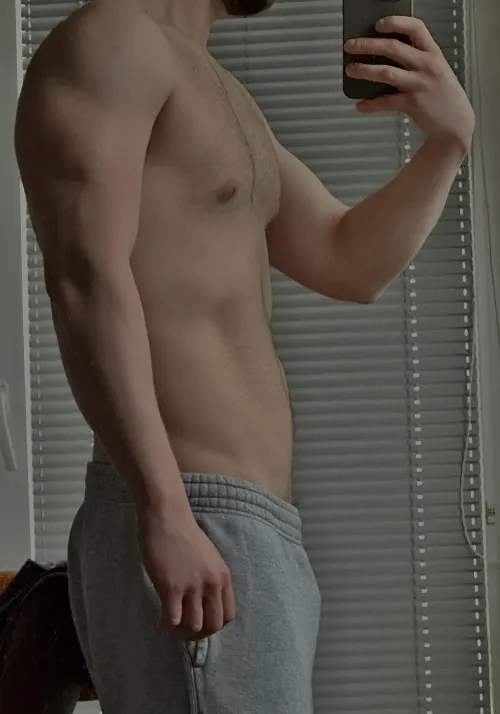 Hmu bros (31) by mikkbz