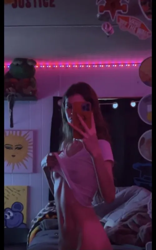 Hmu I verify  by Frosty_Ad_4099