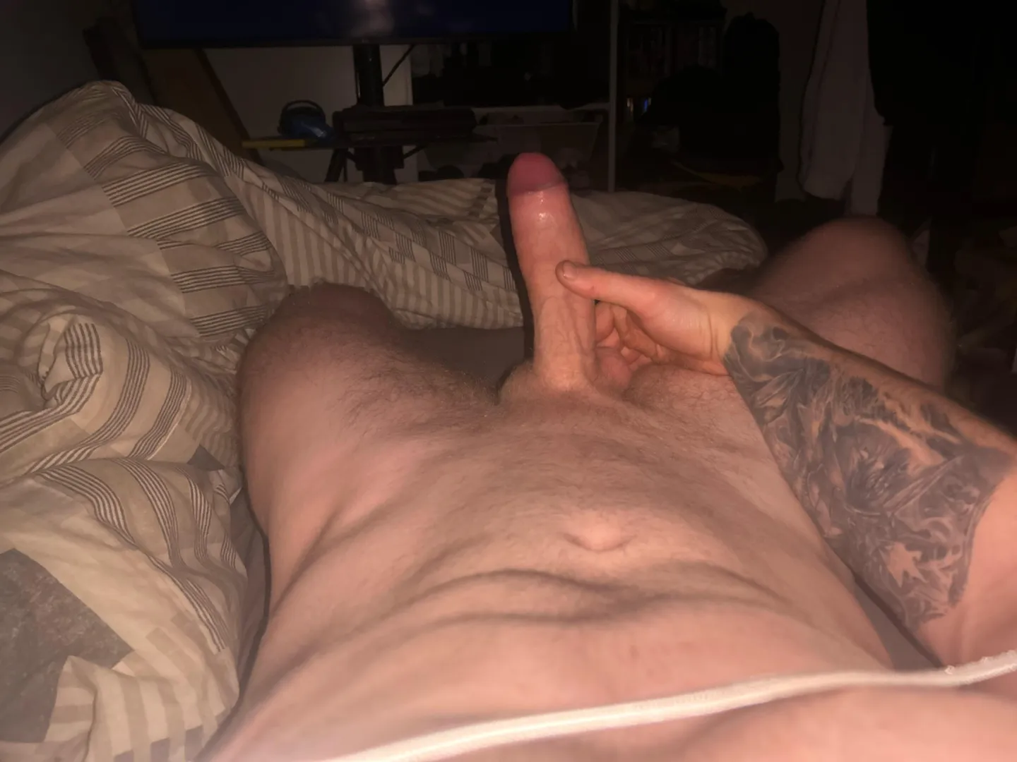 Hmu if you like posted by Lopsided_Friend_7933