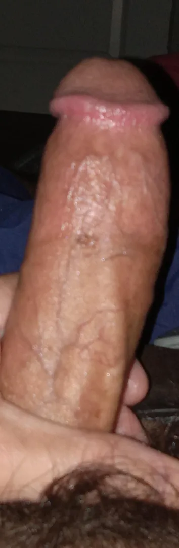 Hmu posted by clight899