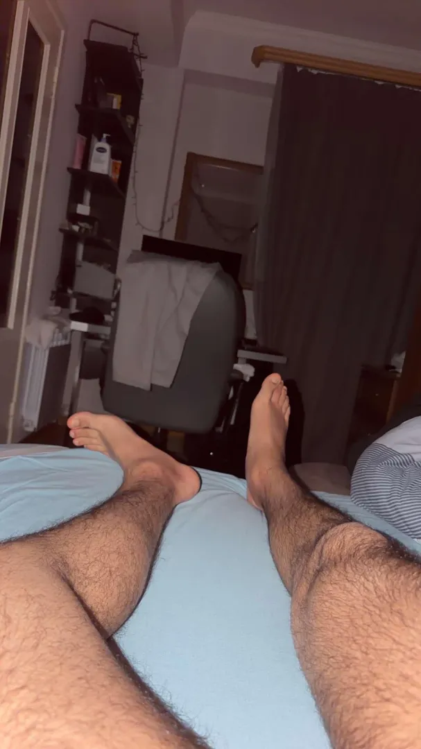 Hmu posted by load-alt